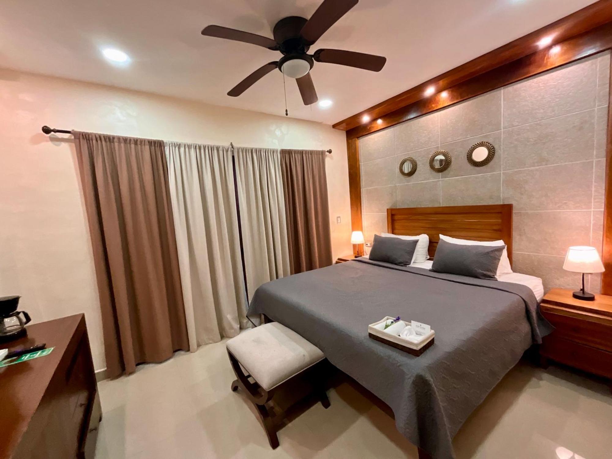 El Zaguan Colonial By Guruhotel Valladolid  Bagian luar foto