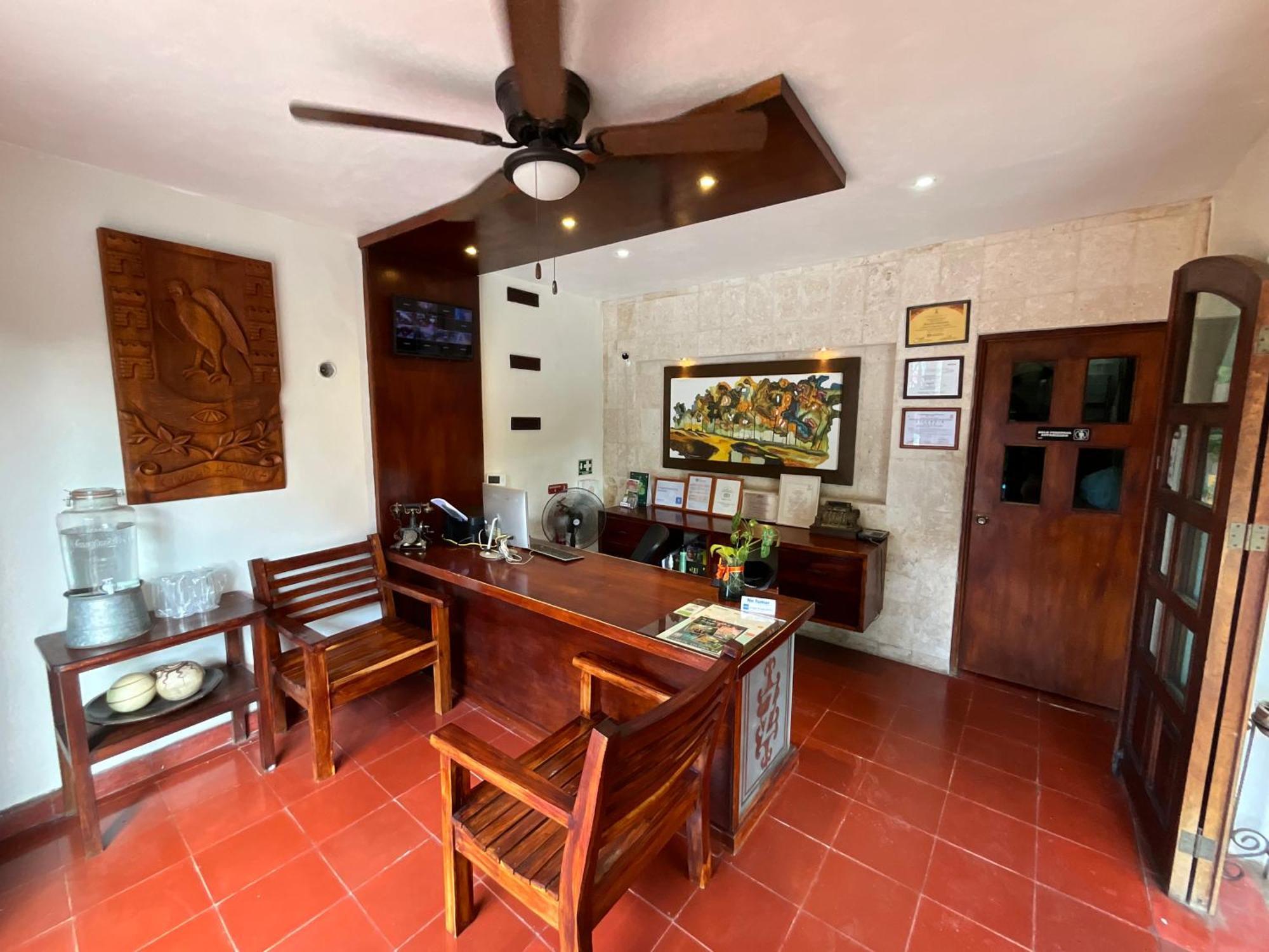 El Zaguan Colonial By Guruhotel Valladolid  Bagian luar foto
