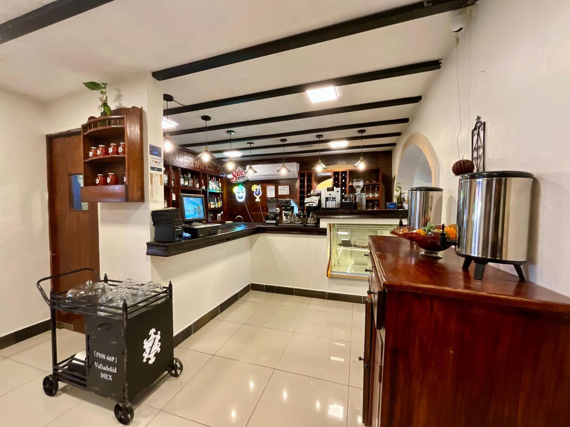 El Zaguan Colonial By Guruhotel Valladolid  Bagian luar foto